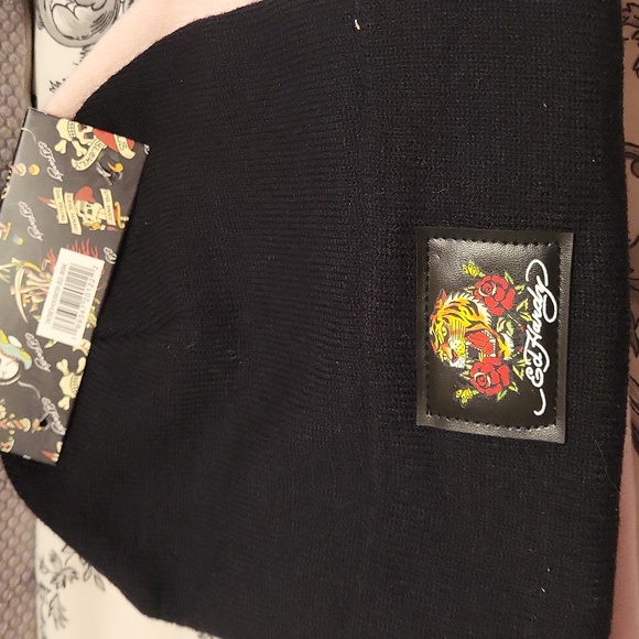Ed Hardy Love Kills Slowly Light Pink Hat with Skull And Black Hat W Tiger M Te - Picture 2 of 3